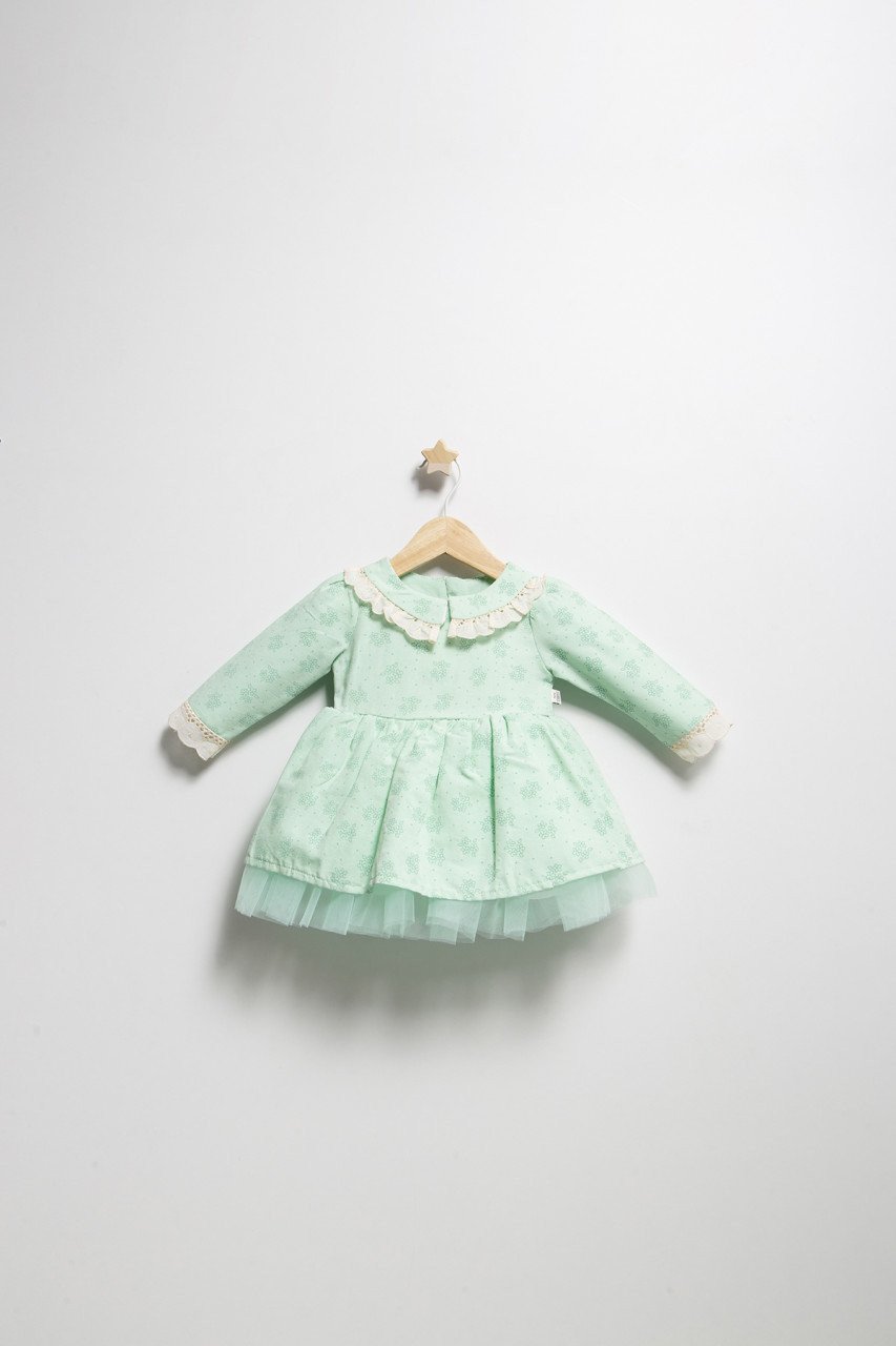 cu tulle si volane (Culoare: Crem