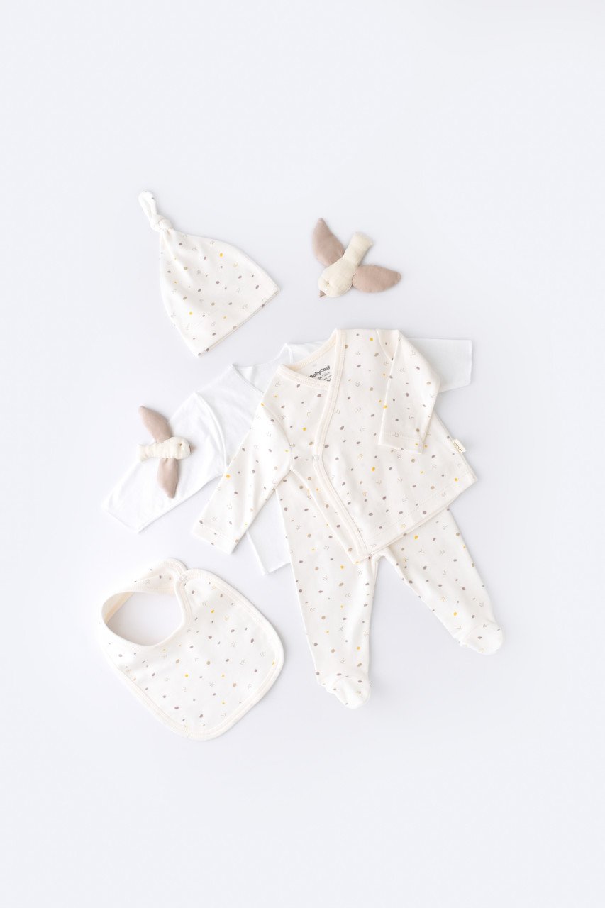 Set de 5 piese pentru nou nascut - 100% bumbac organic - Ecru cu buline