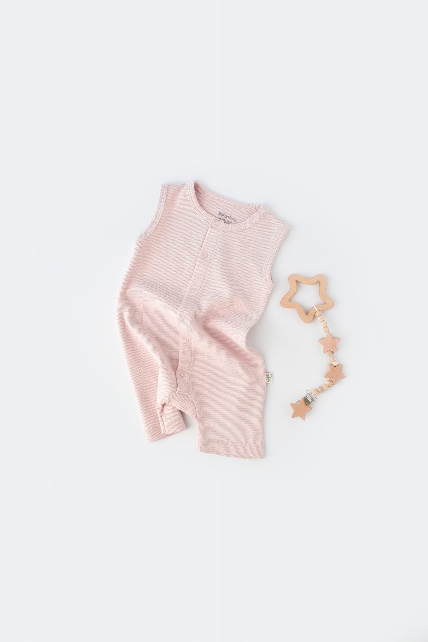 Salopeta fara maneci si pantaloni scurti - 100% bumbac organic - Roz