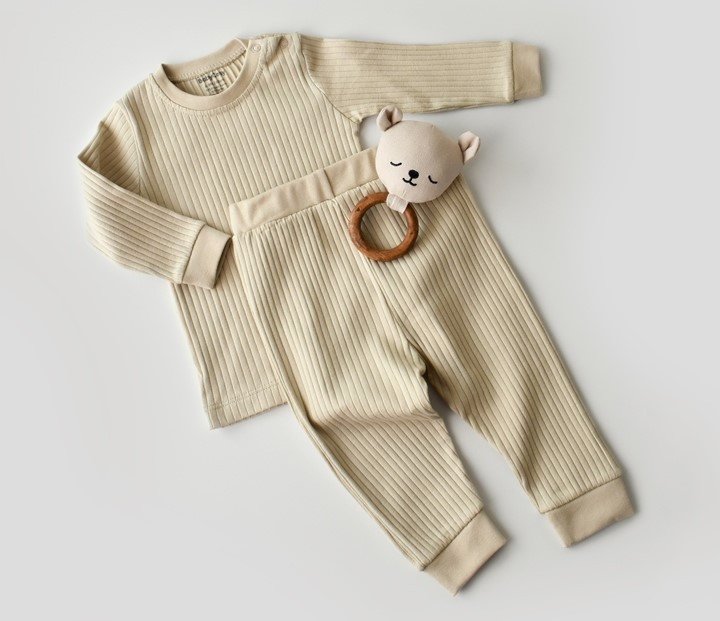 Set bluzita cu maneca lunga si pantaloni lungi din bumbac organic si 5% elastan - Crem