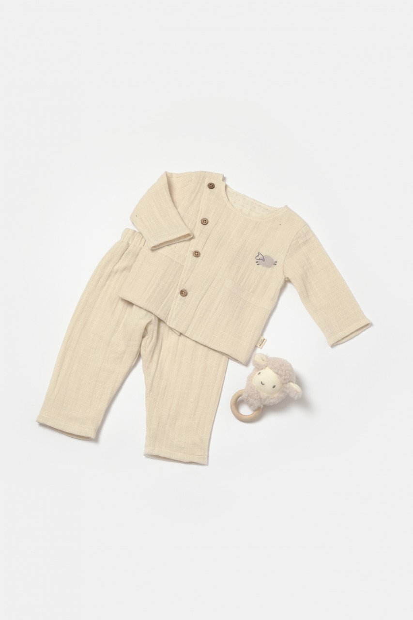 Set bluza cu nasturi si pantaloni