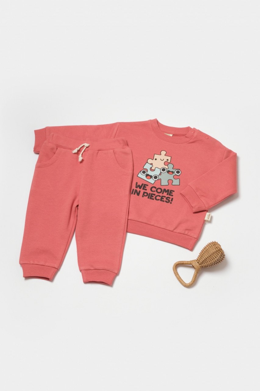 Set hanorac si pantaloni